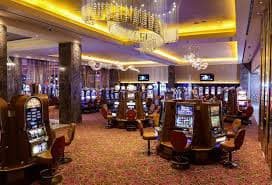 Màn hình máy slot chủ đề trái cây cổ điển và thần thoại tại xsmienbac